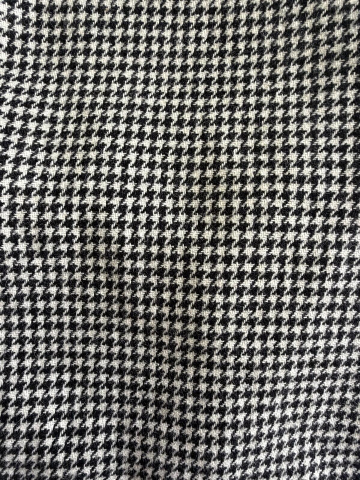 Sag Harbor Women's Black & White Houndstooth Blazer with Velvet Collar - Size 10