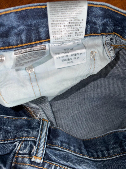 Levi's 505 Men's Jeans 33x32 Regular Fit Straight Leg Medium Wash Red Tab 33x32