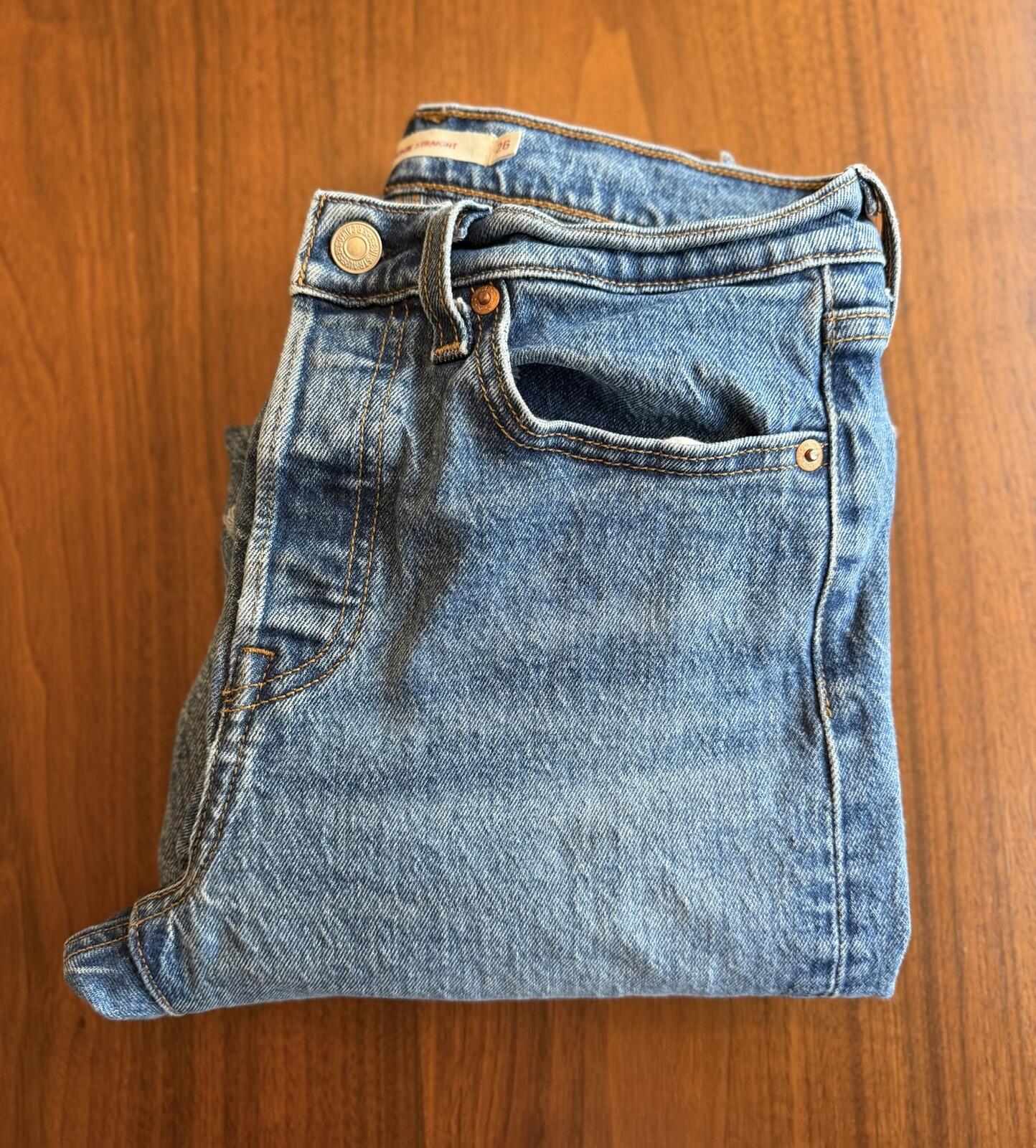 Levi's Women's Wedgie Straight High Rise Cropped Jeans - Size 26
