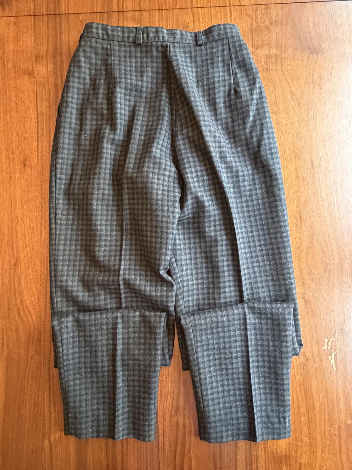 Vintage Savannah Women's Gray Black Plaid Wool Pants- Size 8