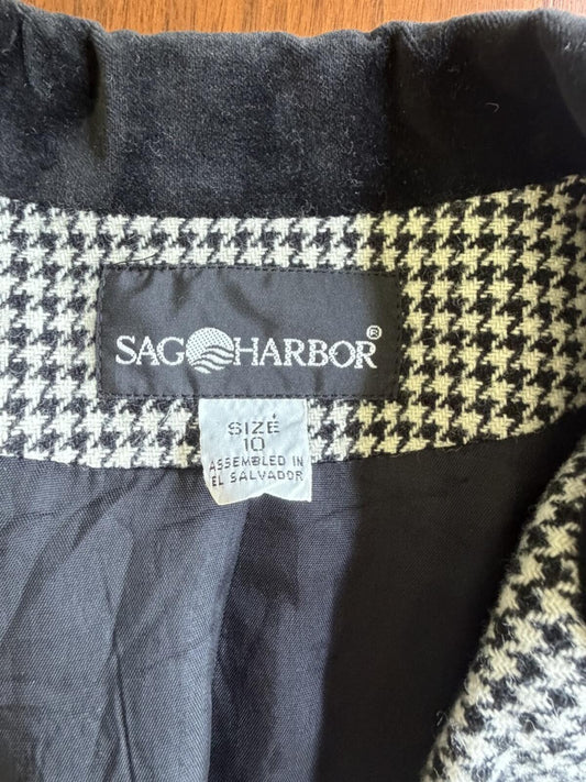 Sag Harbor Women's Black & White Houndstooth Blazer with Velvet Collar - Size 10