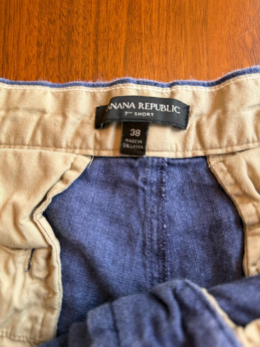 Banana Republic Men's Navy Blue Linen Casual Pleated Shorts - Size 38