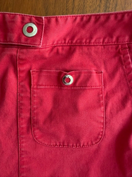 LizGolf Red Cotton Blend Shorts with Front and Back Snap Pockets - Size 12P