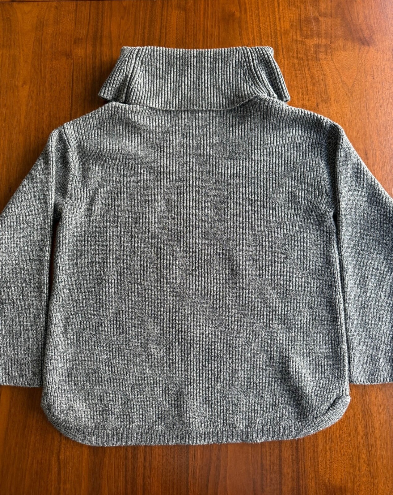 Talbots Women's Gray Ribbed Wide Turtleneck Sweater - Size L