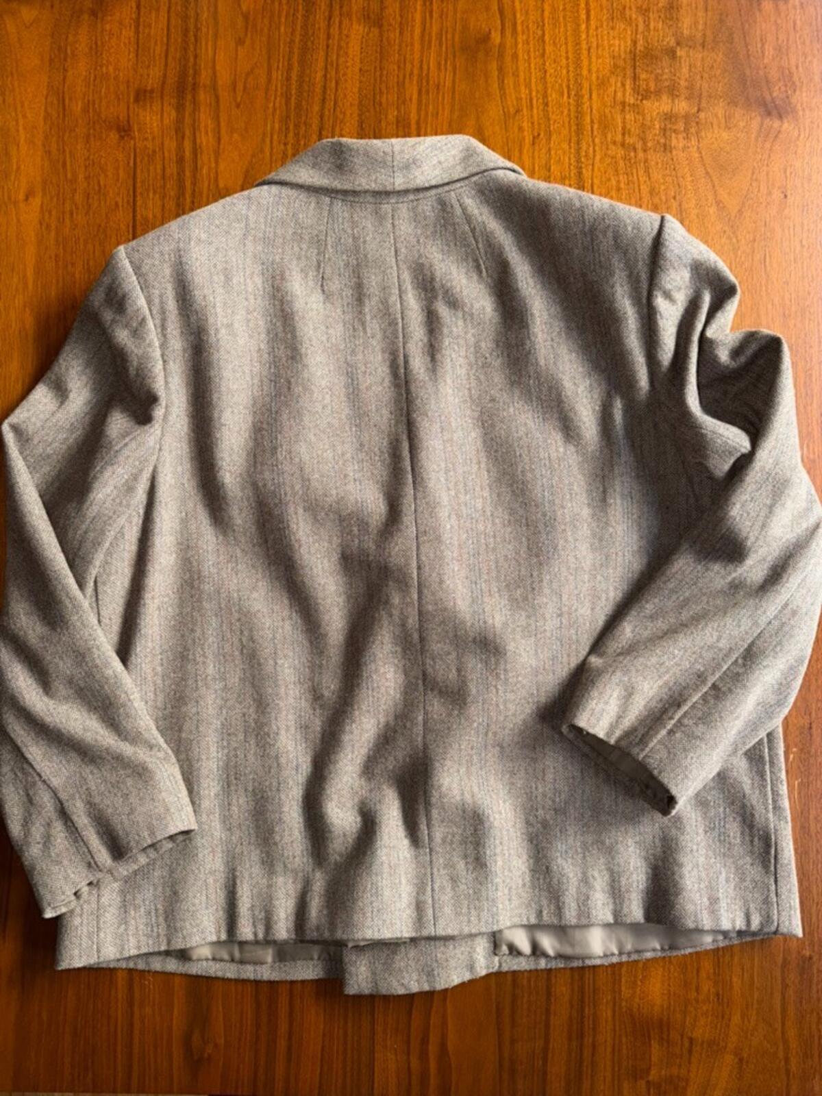 Vintage Harve Benard Woman's Taupe Tweed Double Breasted Blazer - Size 40