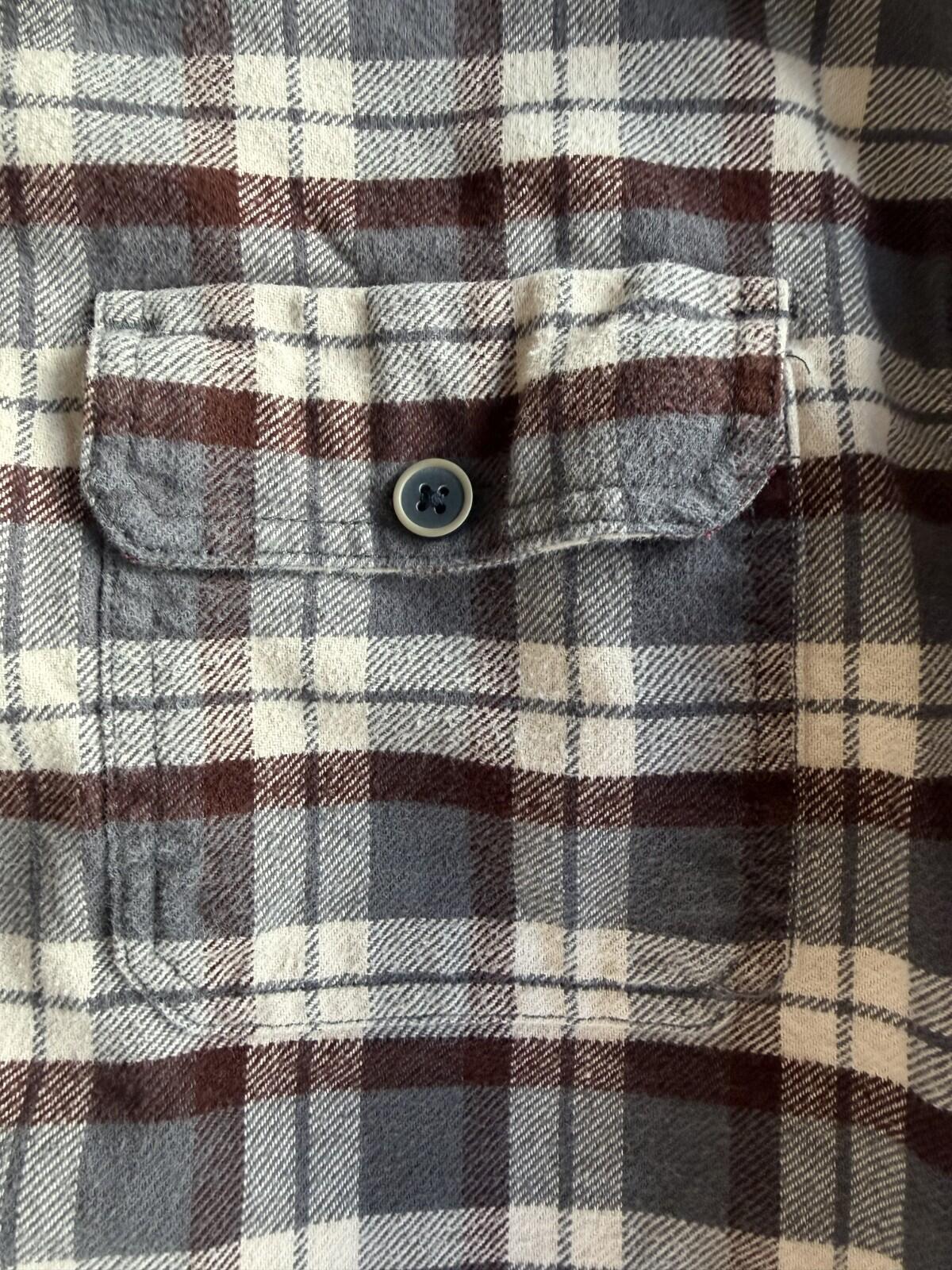 Jachs NY Men's Heavy Flannel Grey/Burgundy Long Sleeve Button Down - Size M