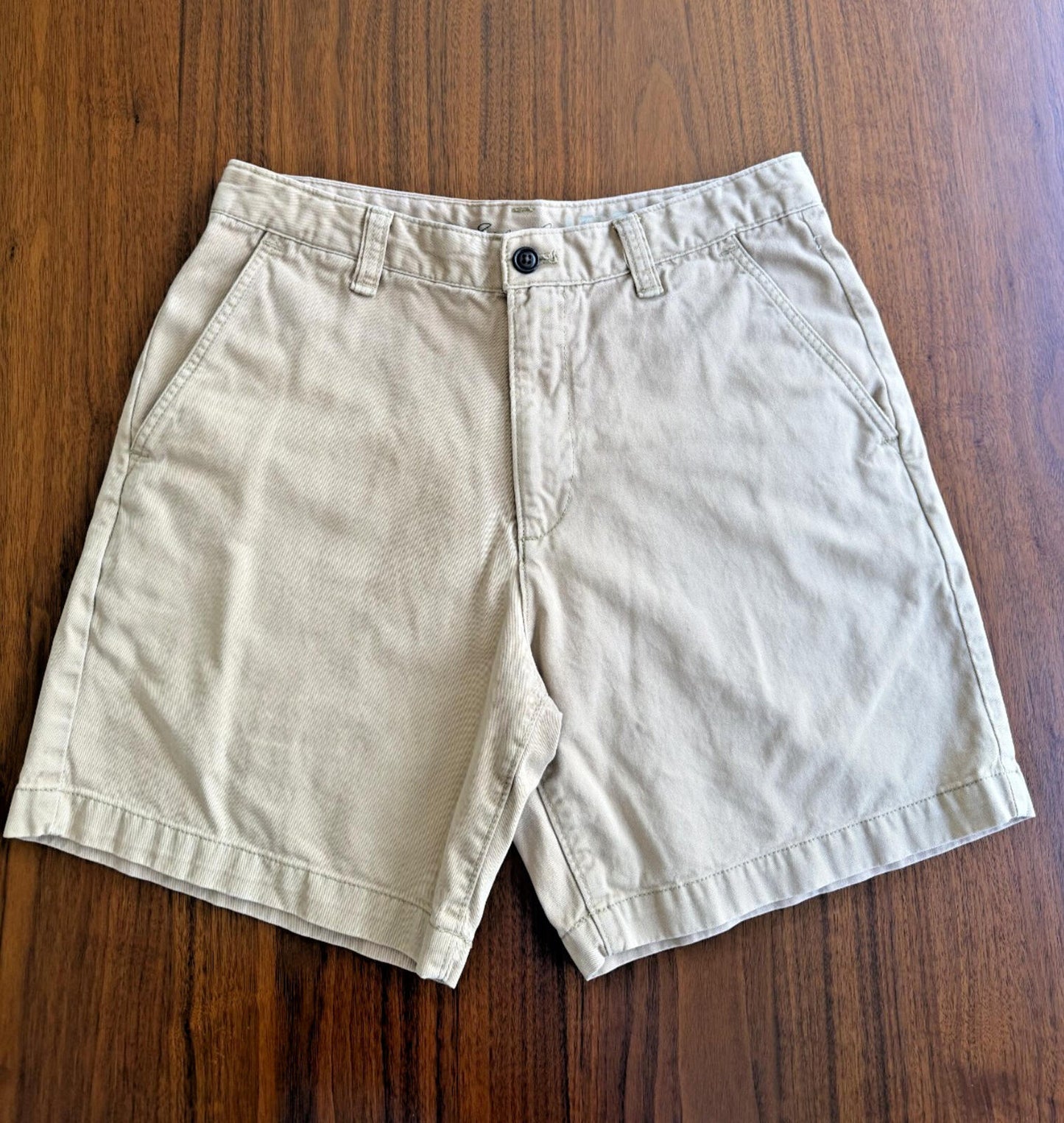 Eddie Bauer Men's Legendary Khaki Shorts - Size 31