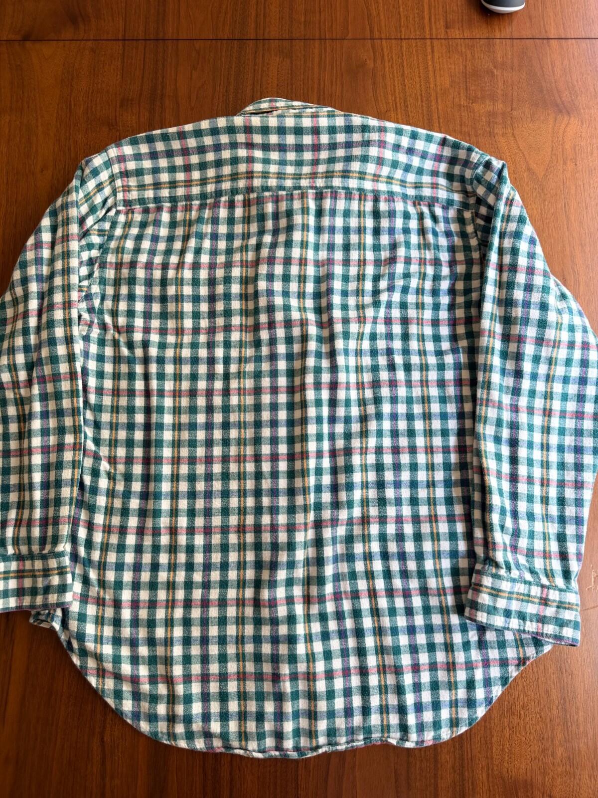 Vintage Woolrich Mens Size Large Green Plaid Flannel Button Down Shirt - Size L