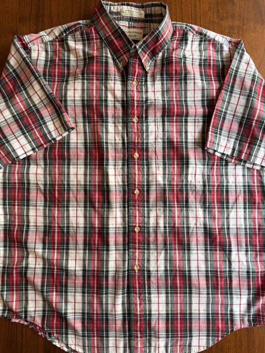 Vintage Arrow Men's Red and Green Plaid Short Sleeve Button Down  - Size XL