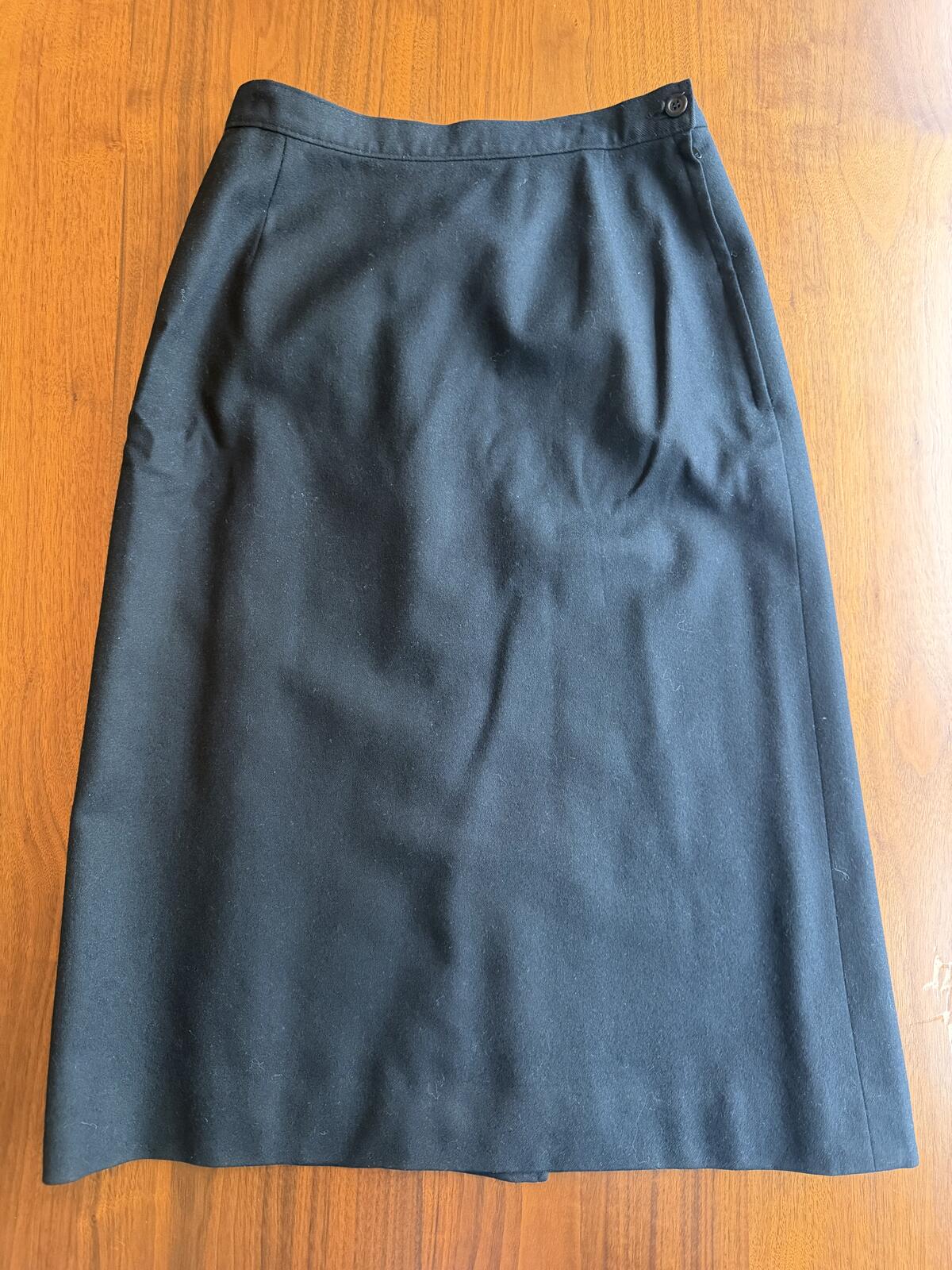 Pendleton Women's Black Pure Virgin Wool Midi Skirt - Size 12