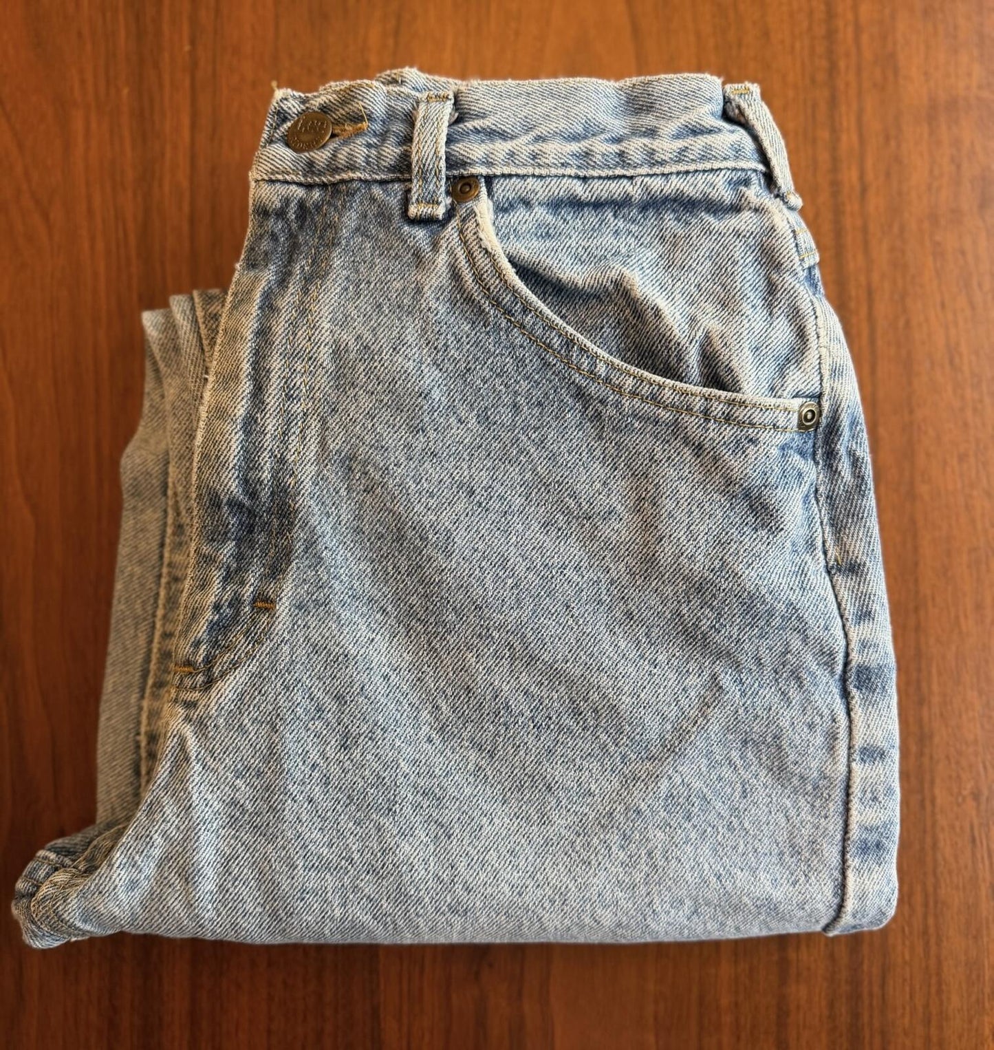 Vintage Lee Light Wash High-Rise Relaxed Fit Denim Jeans - Size 8M
