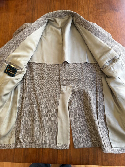 Vintage The Gentry Shops Herringbone Tweed Sport Coat with Elbow Patches - 44R