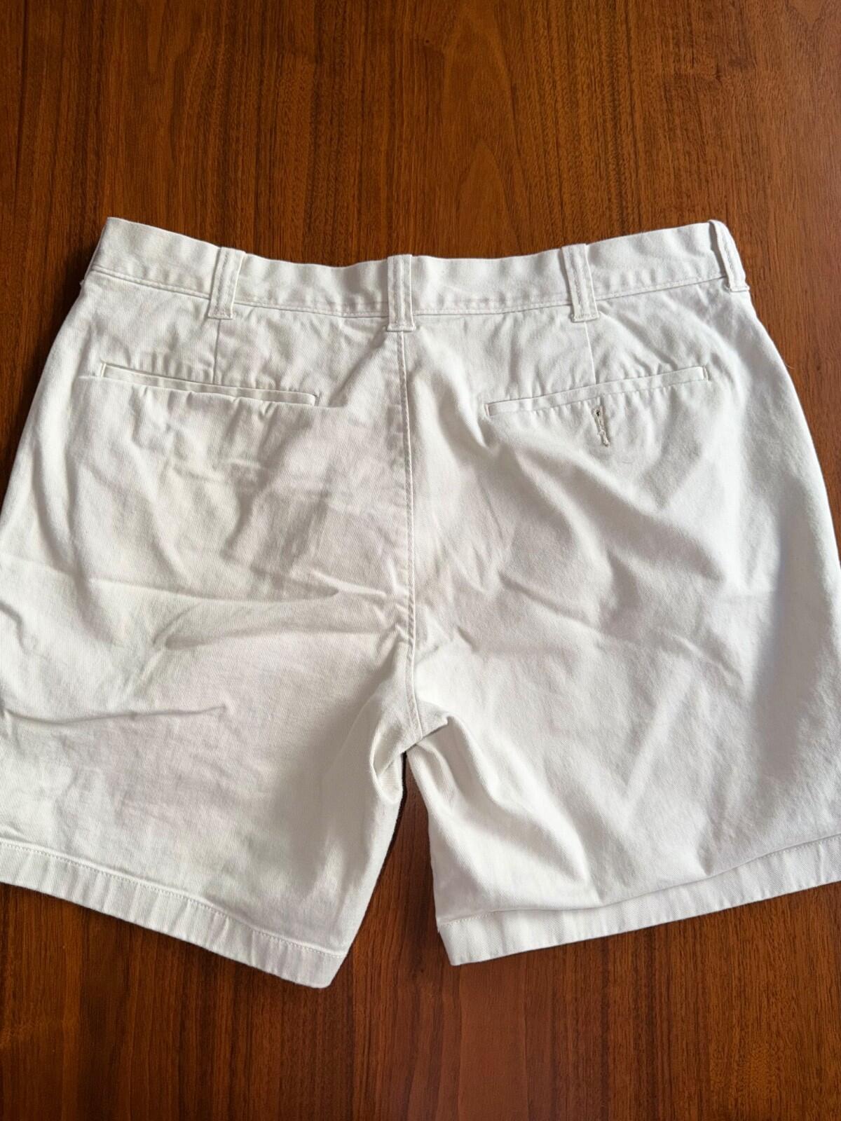 J.Crew Men's 7" Inseam Classic Fit Chino Shorts in Sand - Size 34