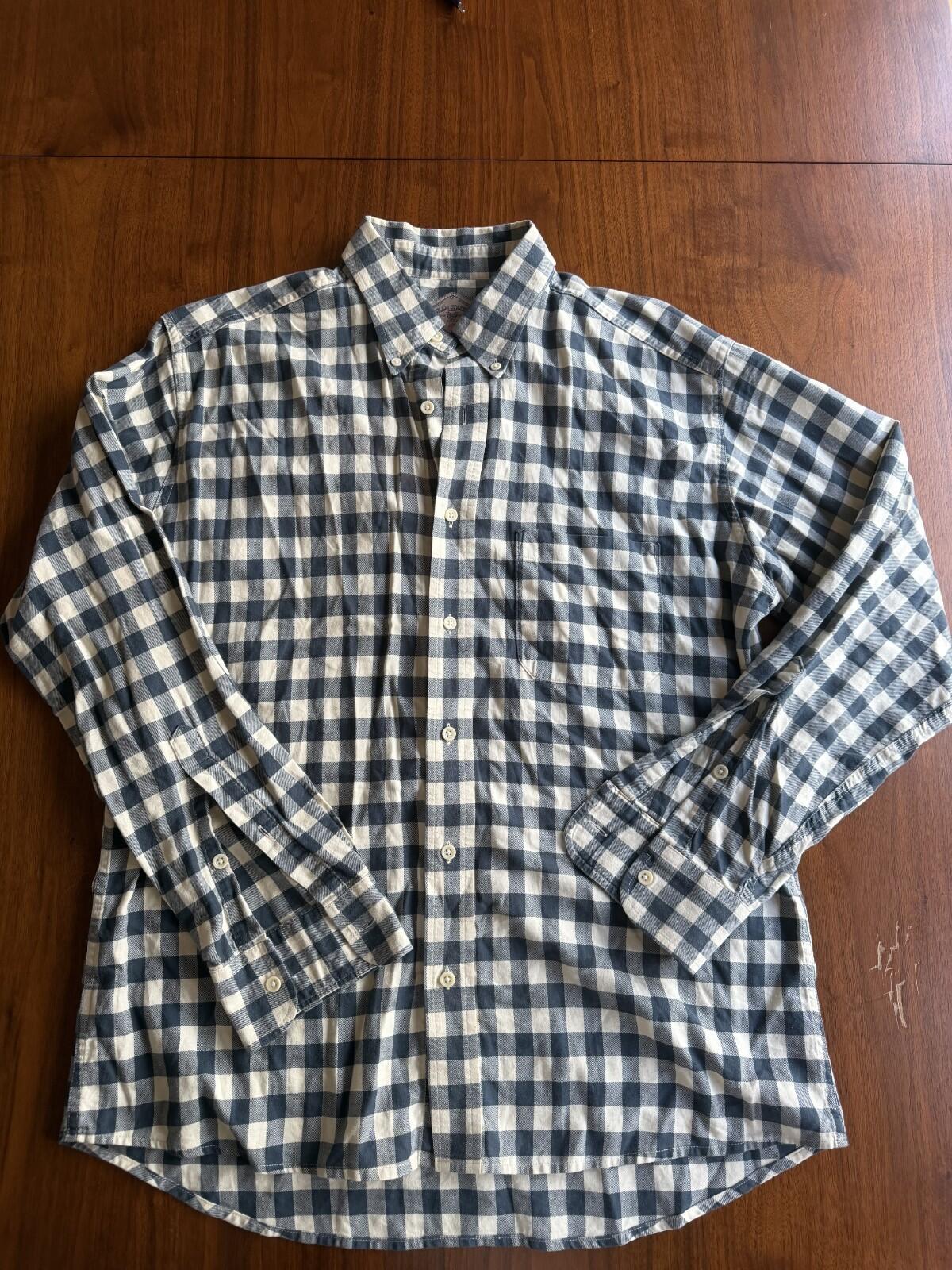 Bills Khakis Men's Gingham Check Long Sleeve Button Down - Size L