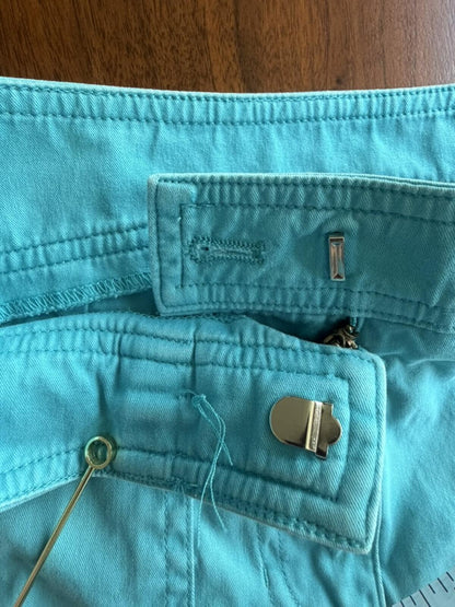 Jones New York Signature Women's Turquoise Cotton Shorts - Size 4