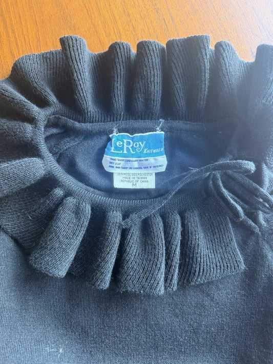 Vintage LeRoy Knitwear Women's Black Ruffle Collar Wool Blend Sweater - Size M