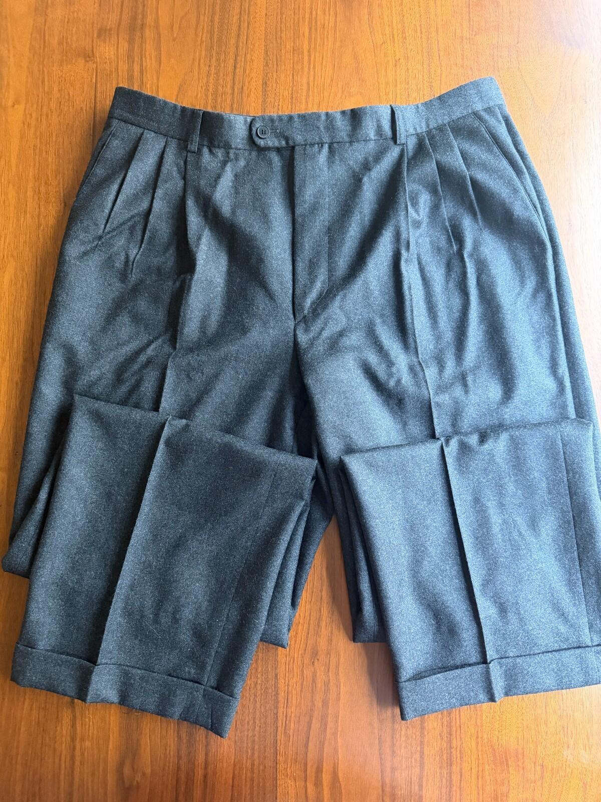 Zanella Men's 100% Virgin Wool Pleated Dress Pants Charcoal Grey Size 38