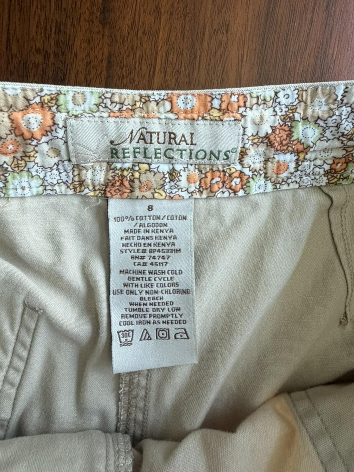 Natural Reflections Beige Cotton Casual Shorts with Floral Trim - Size 8