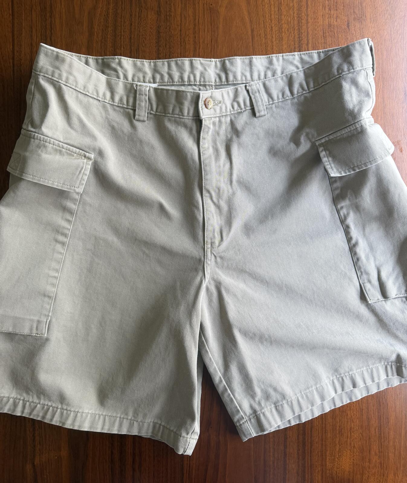 Duck Heads Men's Khaki Cargo Shorts with Multiple Pockets - Size 40