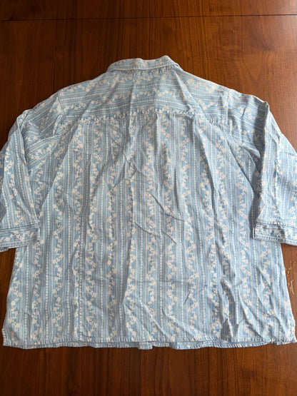 Vintage Classic Elements Women's Patterned Denim Button Down Shirt - Size L.