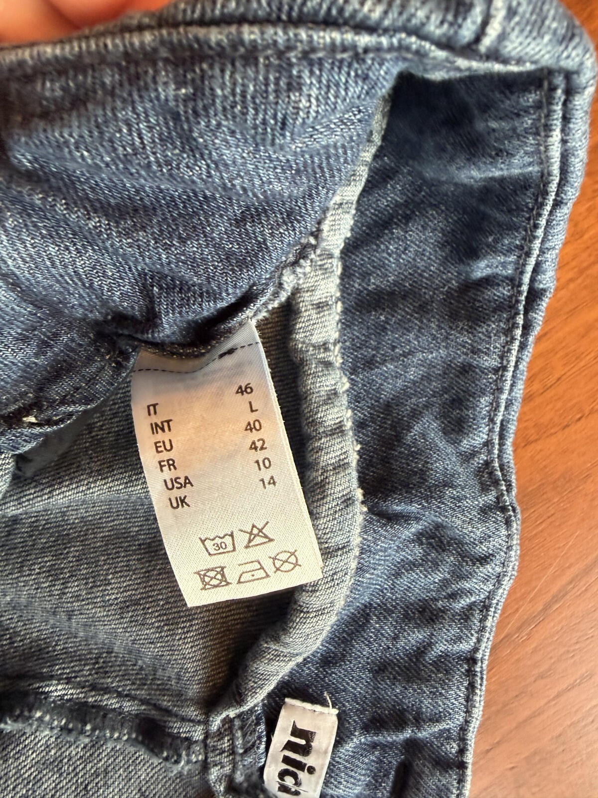 Nicla Women's Blue Denim Pleated High Waisted Shorts - Size 12