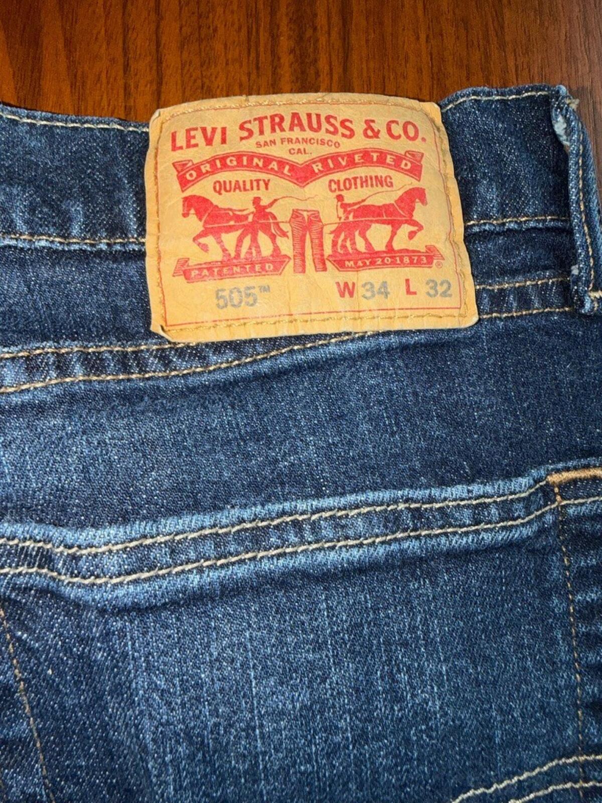 Levi's Men's 505 Regular Fit Straight Leg Dark Wash Jeans - Size 34x32