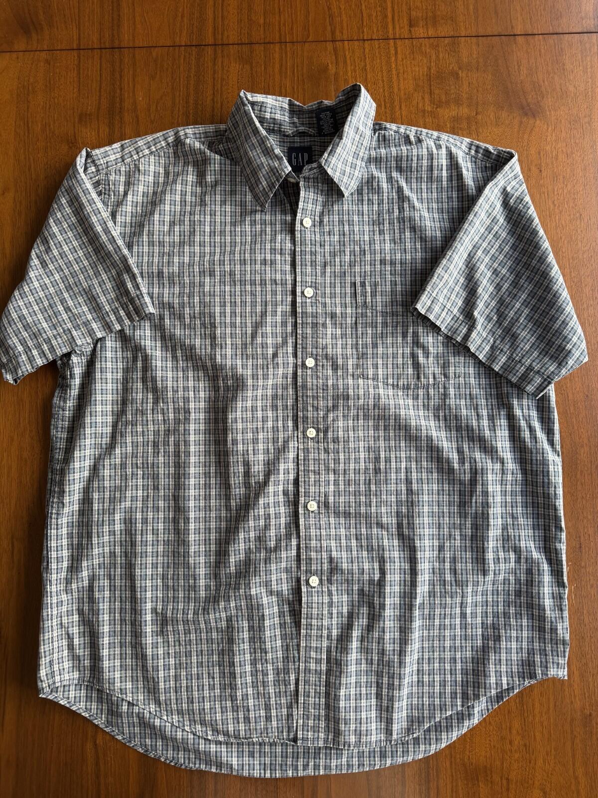 Gap Men's 00s Blue Plaid Short-Sleeve Button-Down - Size L