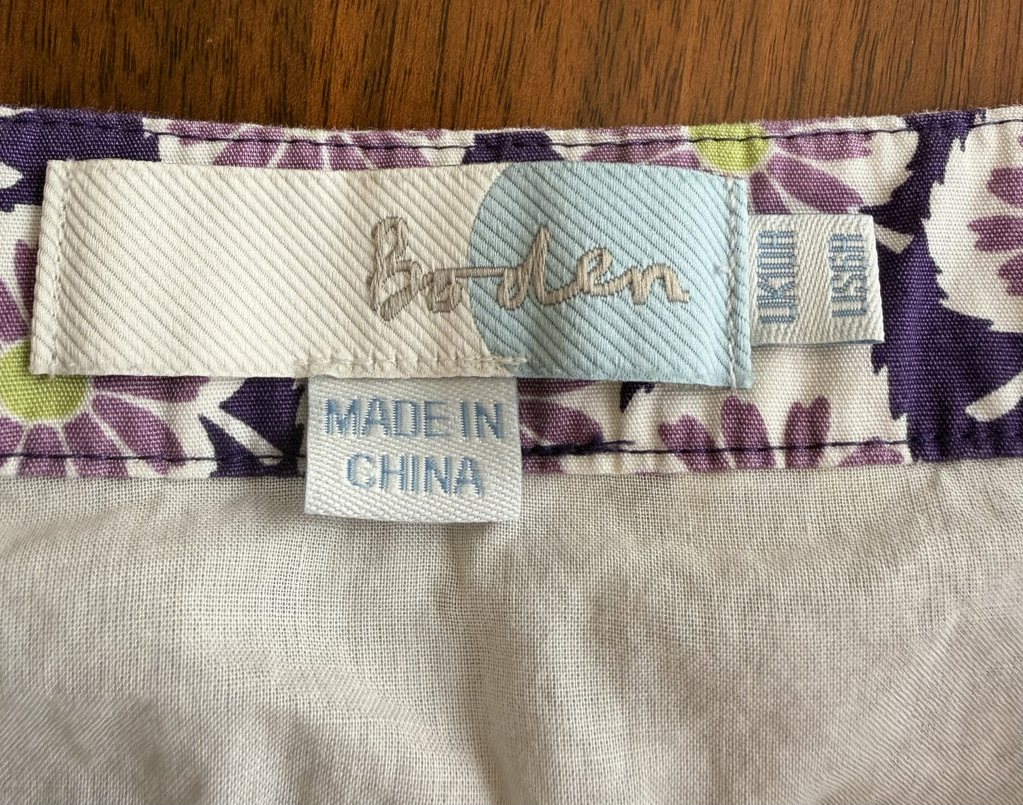 Boden Women's Floral Pattern Purple Skirt - Size 6
