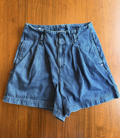 Nicla Women's Blue Denim Pleated High Waisted Shorts - Size 12
