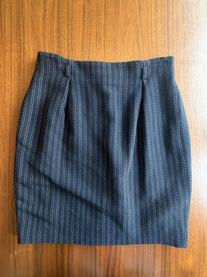 Vintage Dana Buchman Women's Black Wool Blend Striped Navy Mini Skirt - Size 4
