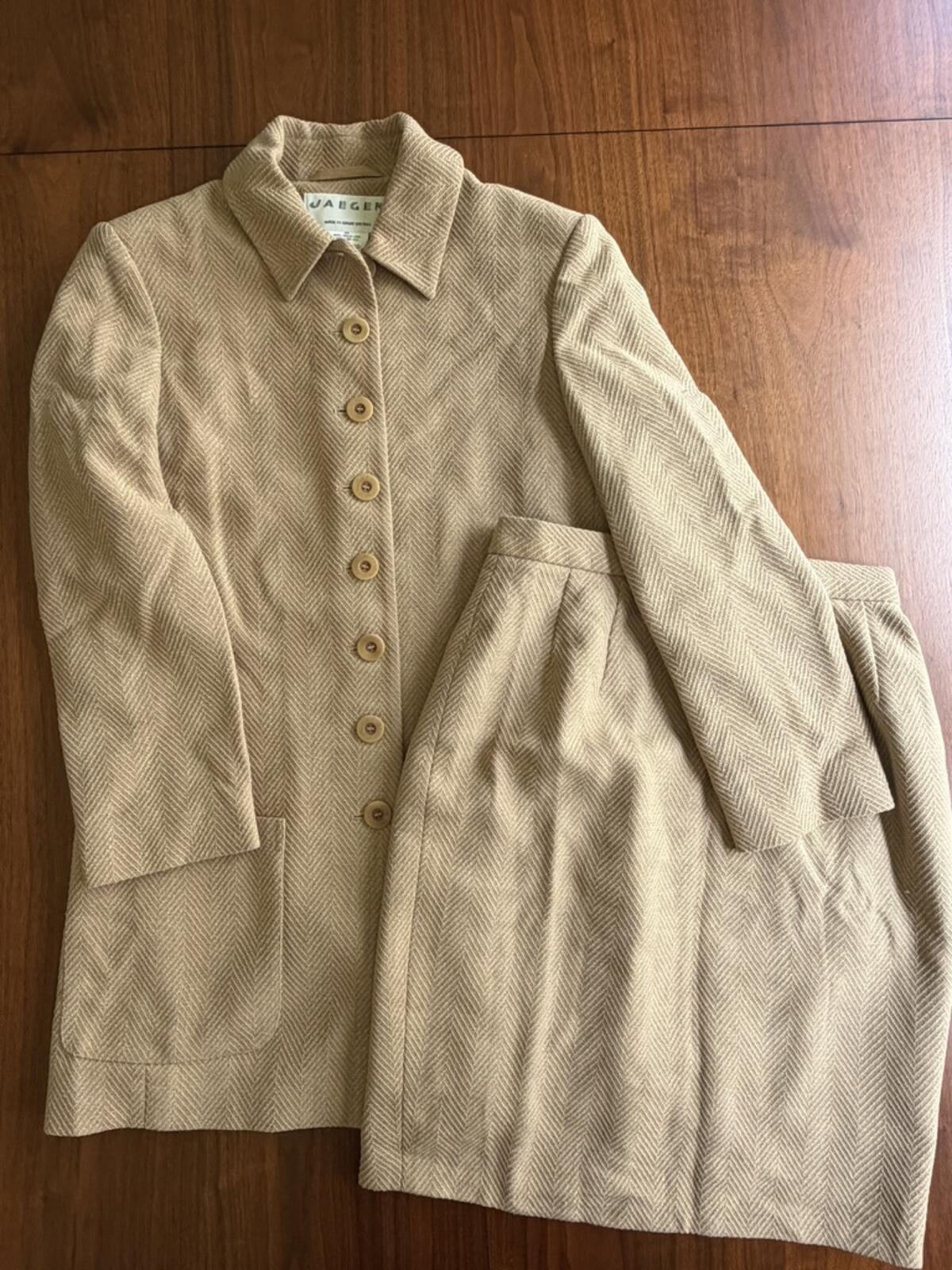 Vintage Jaeger Beige Herringbone Wool Skirt Suit Set - Size 4