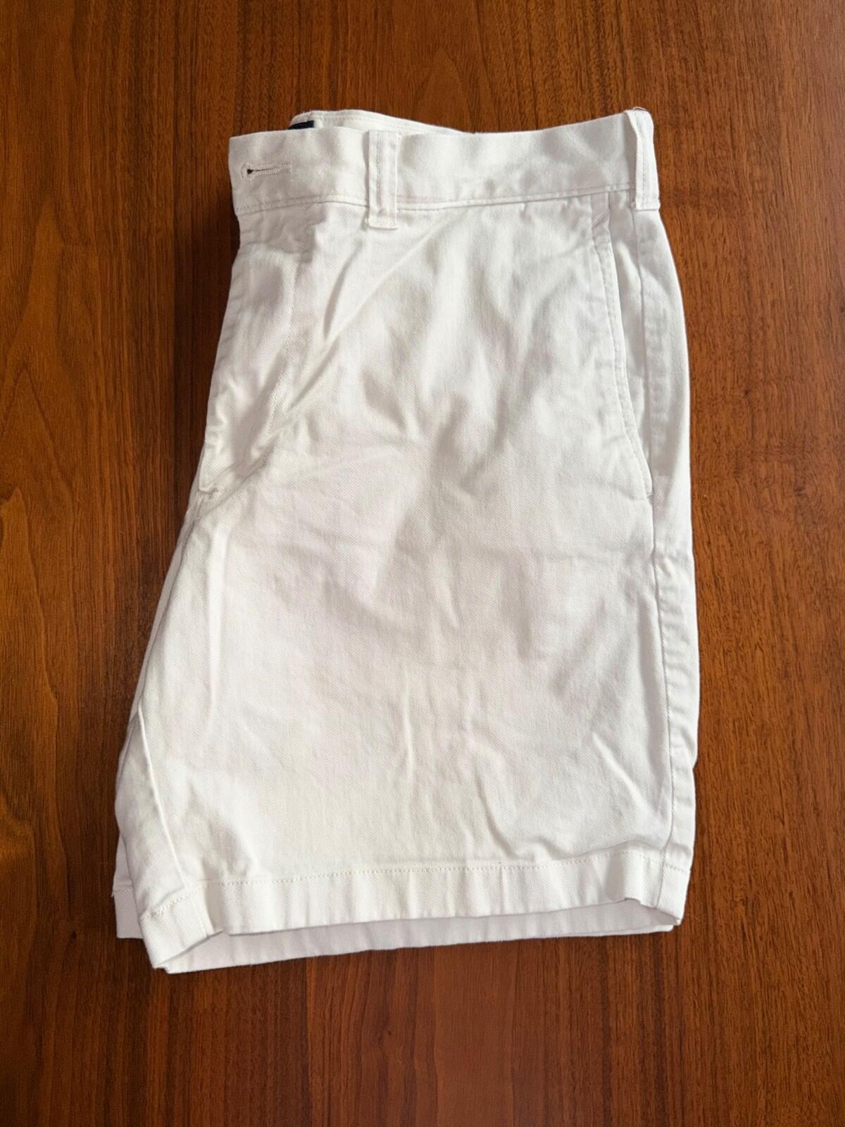 J.Crew Men's 7" Inseam Classic Fit Chino Shorts in Sand - Size 34