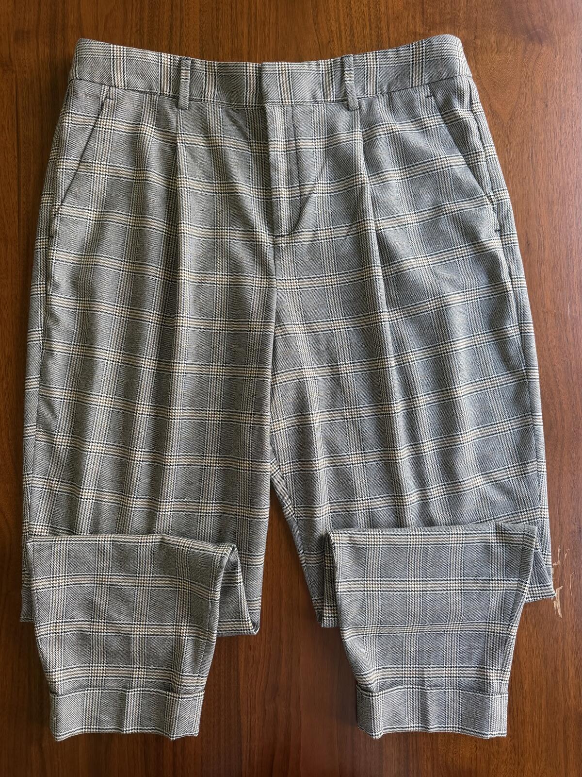 Banana Republic Women's Black Plaid Pleated & Cuffed Dress Pants - Size 14