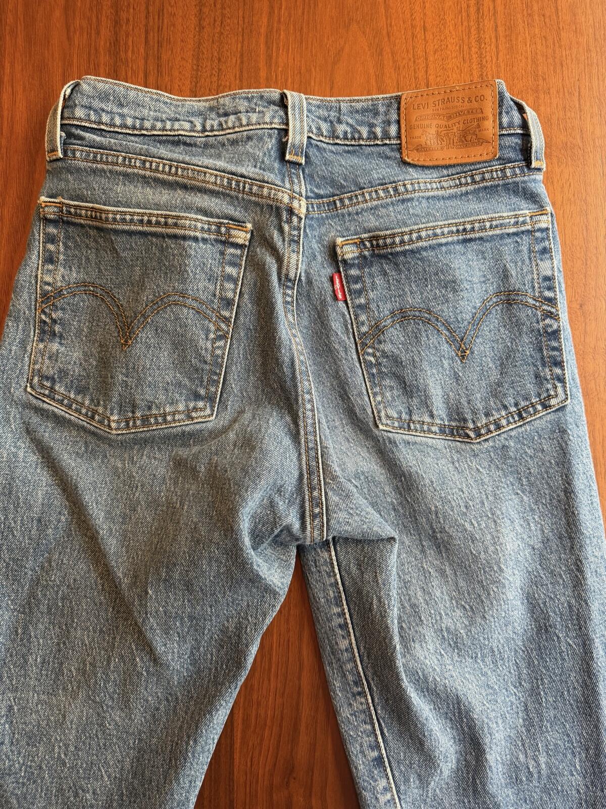 Levi's Women's Wedgie Straight High Rise Cropped Jeans - Size 26