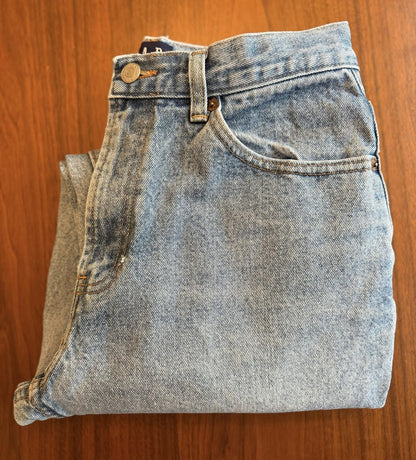 GAP Women's Light Wash Slim Fit Cropped Jeans Raw Frayed Hem - Size 8R