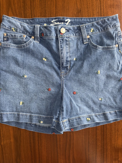Seven7 Women's Weekend Floral Embroidered Denim Shorts - Size 10