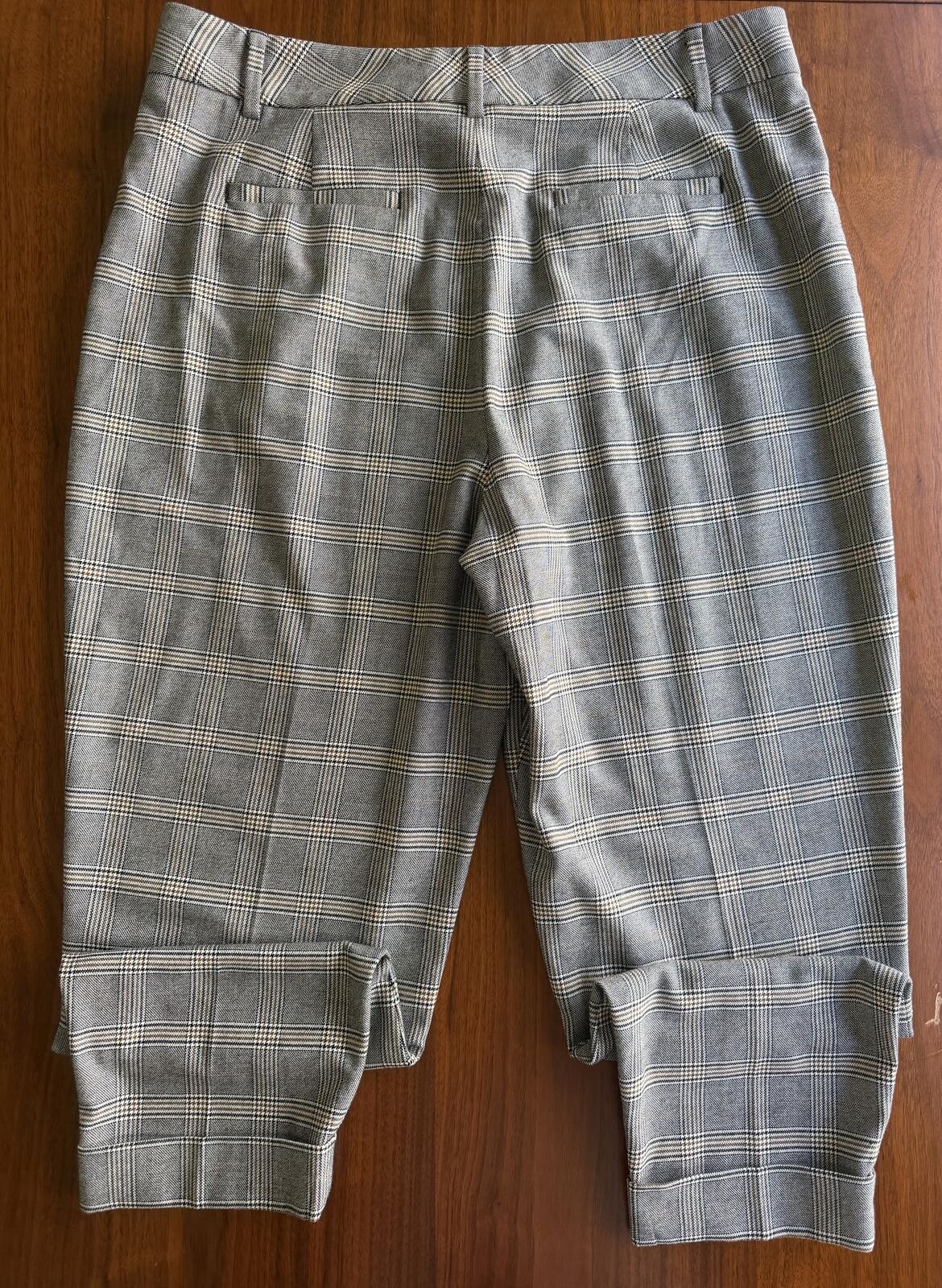 Banana Republic Women's Black Plaid Pleated & Cuffed Dress Pants - Size 14