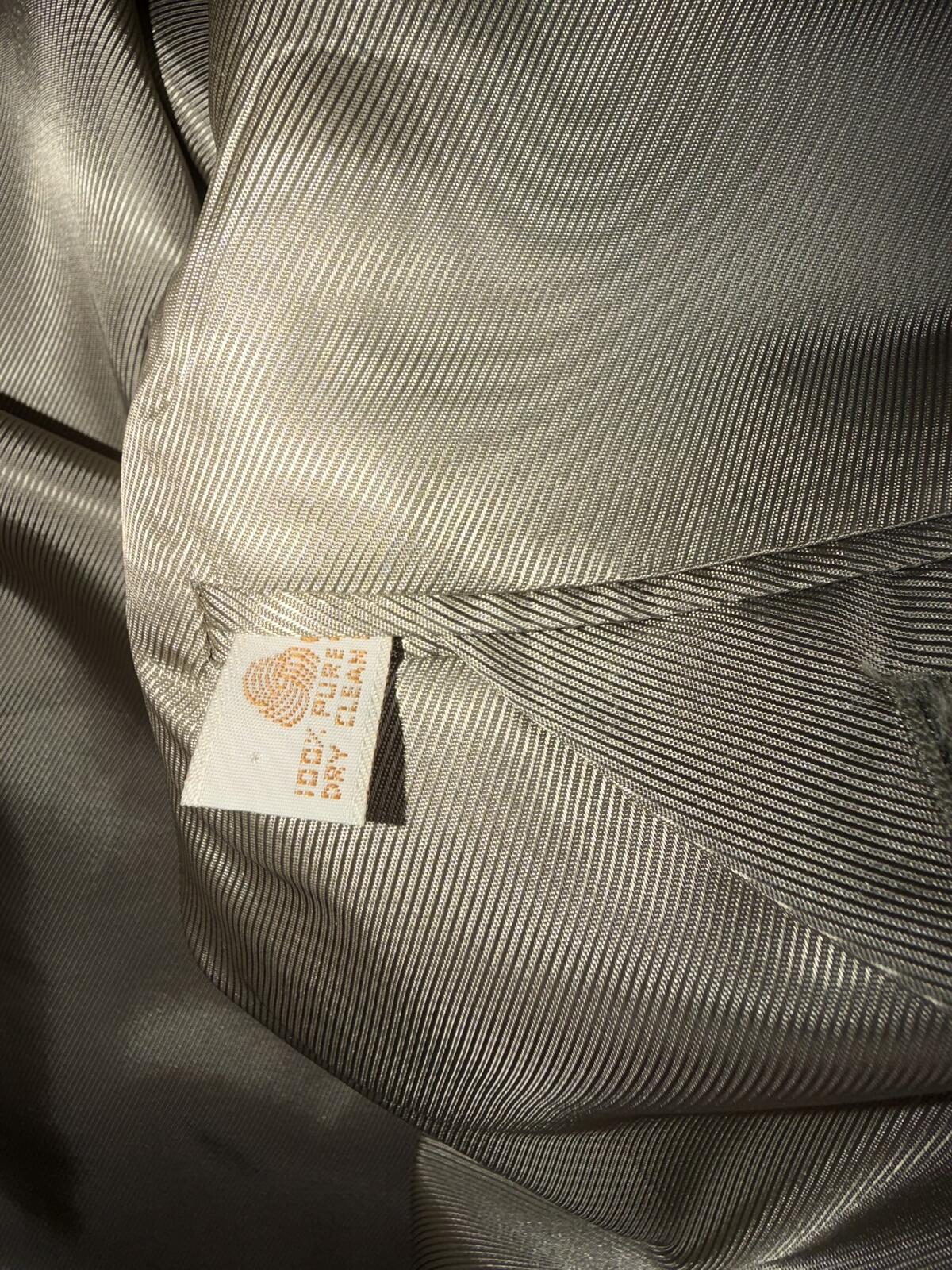 Bill Blass Menswear Gray Plaid Wool Blend Sport Coat - Size 42R