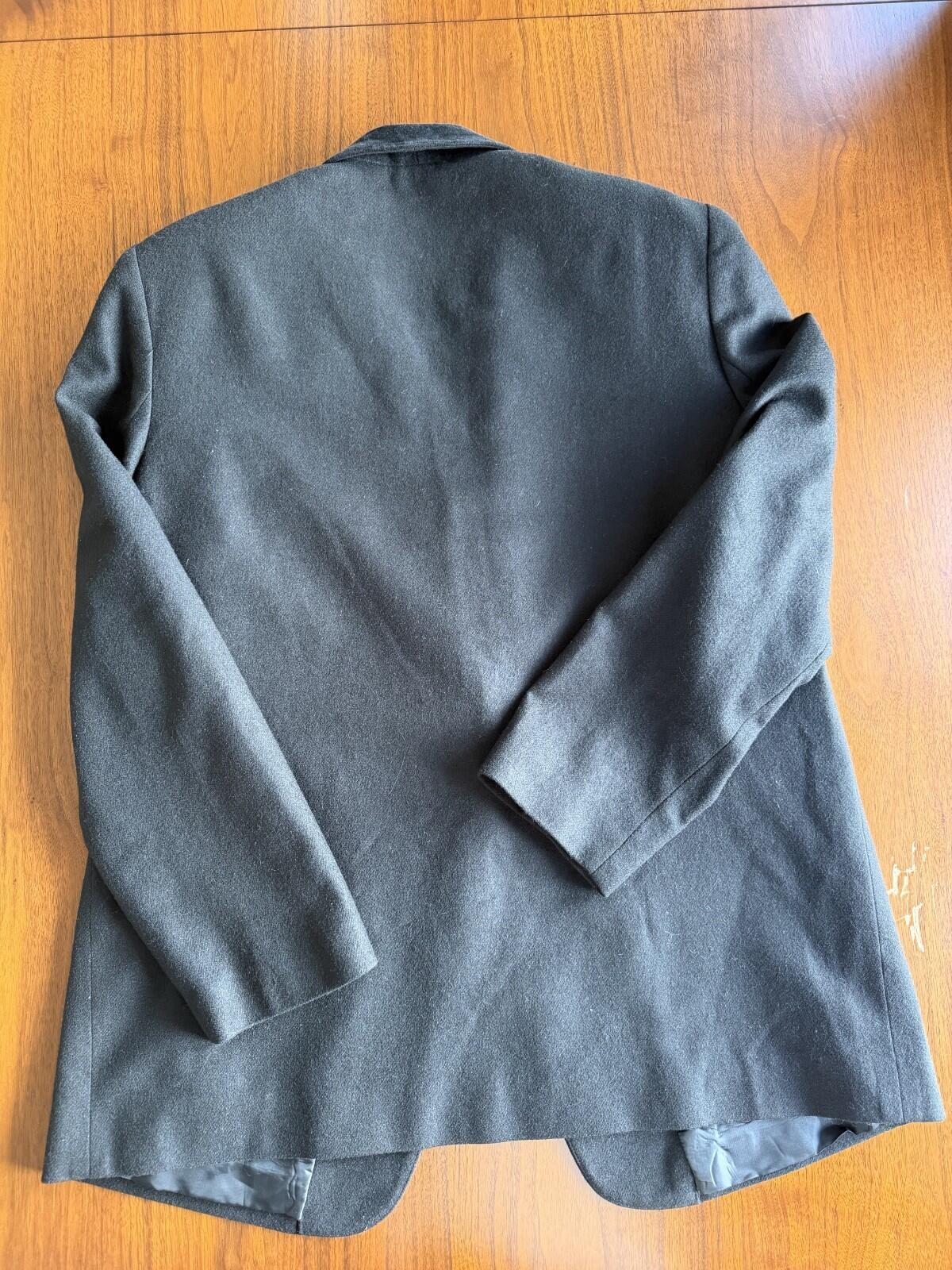 Vintage Requirements 100% Wool Blazer with Velvet Collar Black - Size 12