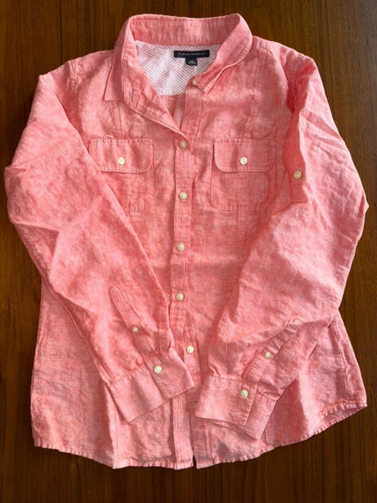 Banana Republic Women's Soft Wash Coral Linen Blend Button Down - Size 10.
