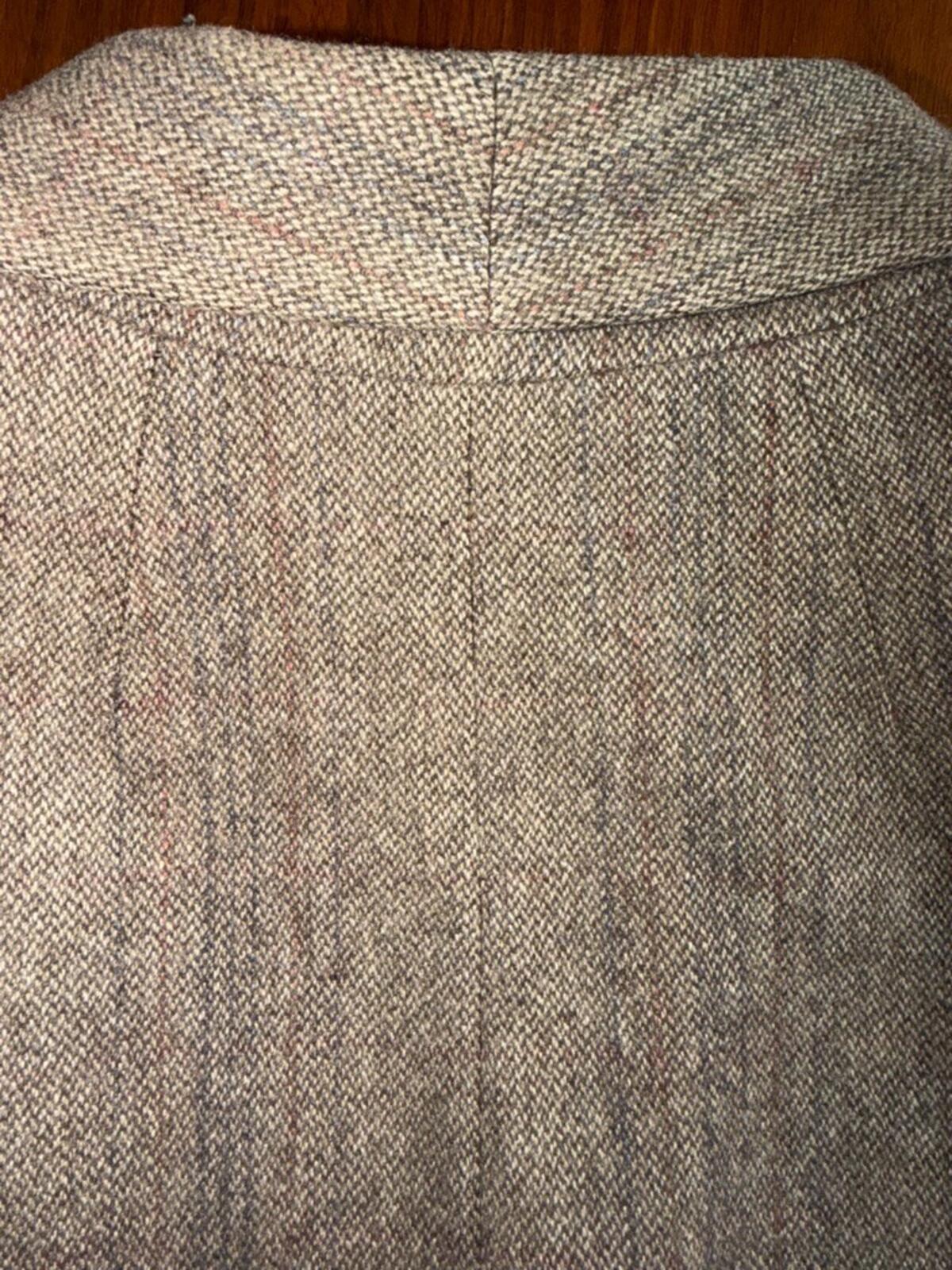 Vintage Harve Benard Woman's Taupe Tweed Double Breasted Blazer - Size 40