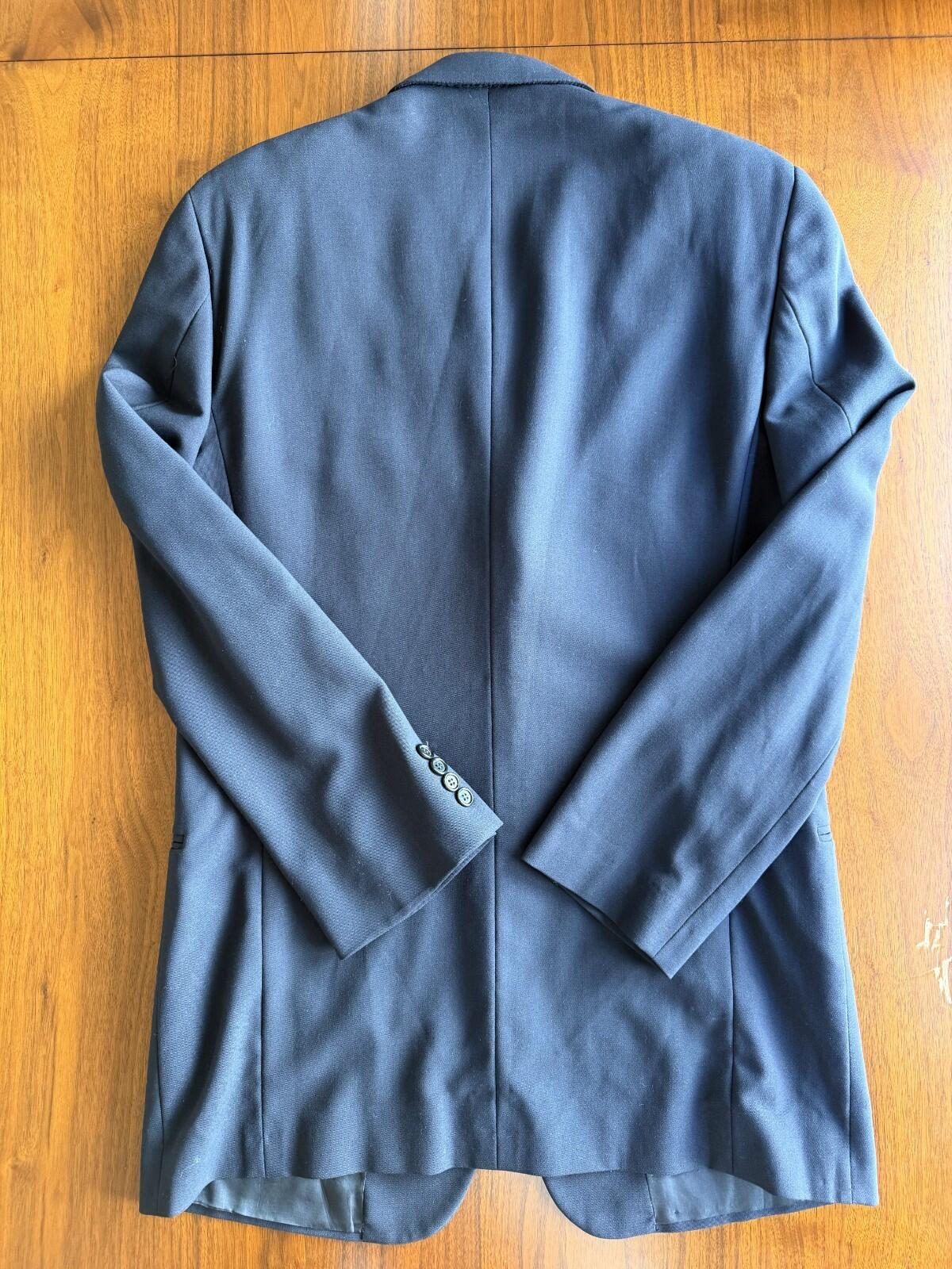 Donna Karan Men's Navy Blazer - Size 40
