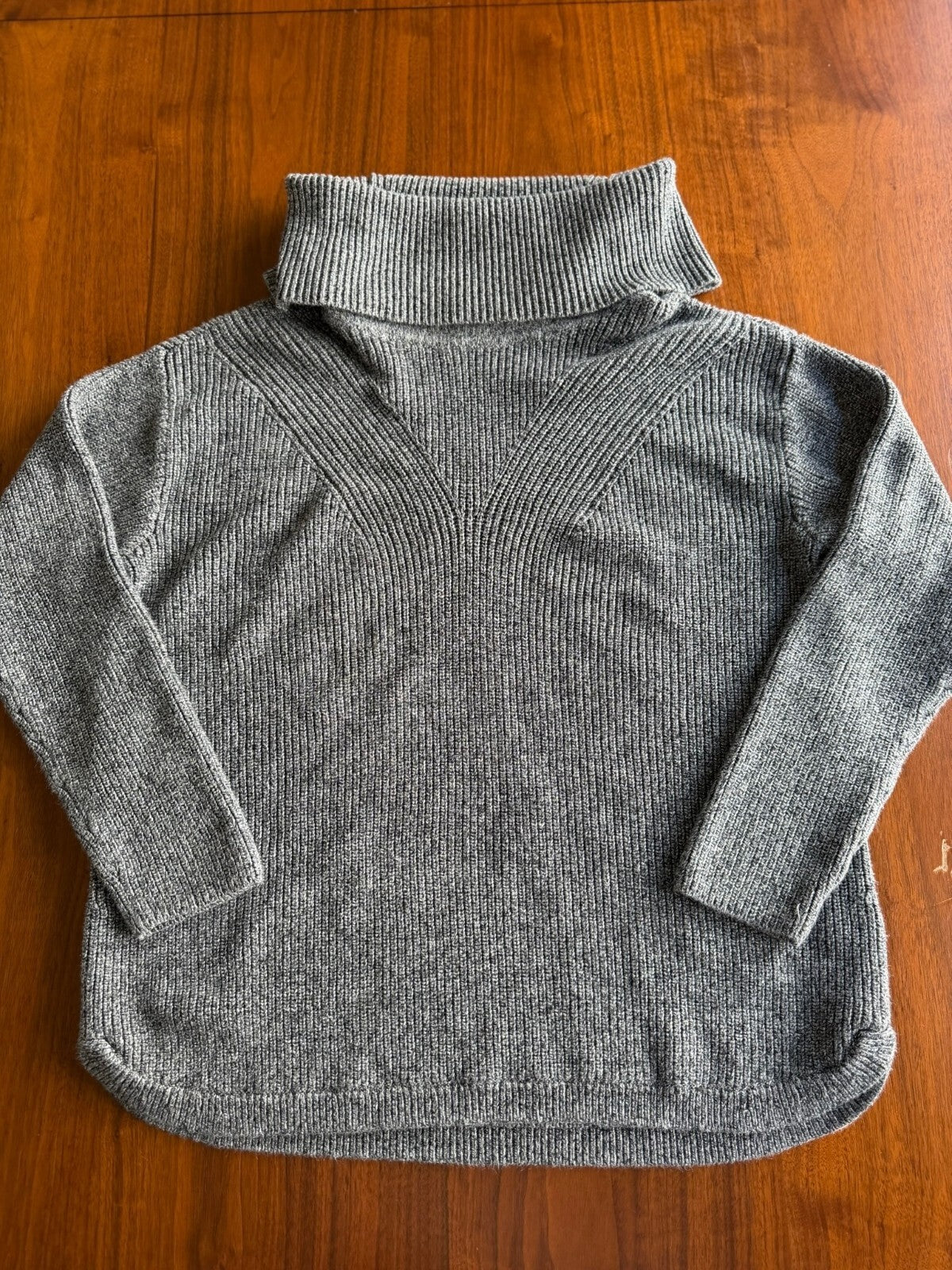 Talbots Women's Gray Ribbed Wide Turtleneck Sweater - Size L