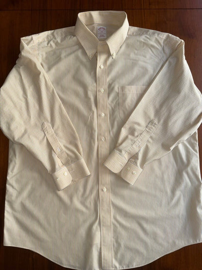 Brooks Brothers Men's Dress Shirt Yellow w/Blue Stripes - Size 17.5-32/33