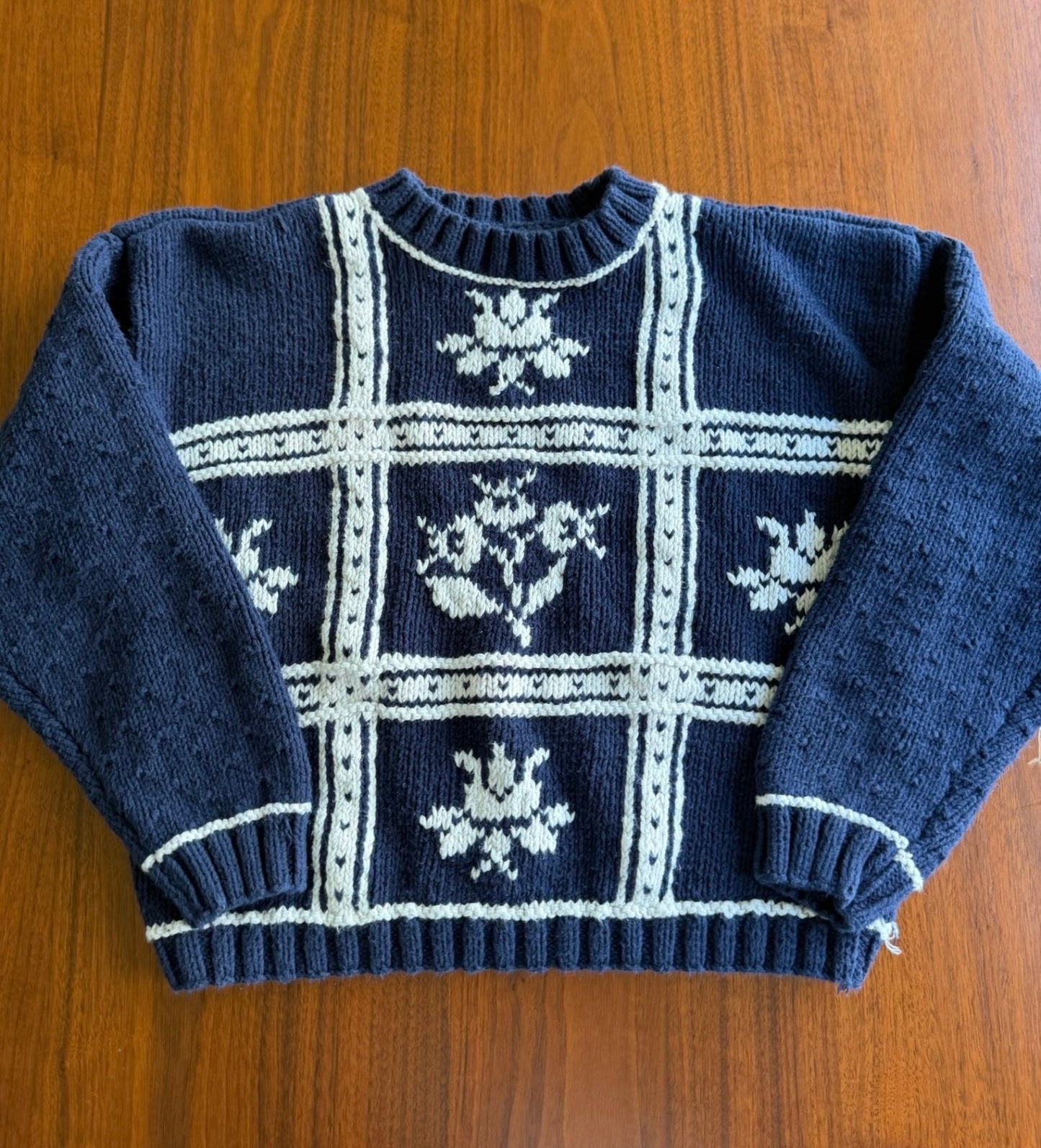 Lizsport Women's Navy & White Knit Sweater with Floral Pattern - Size M