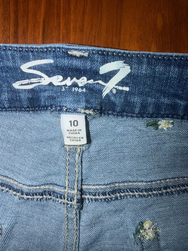 Seven7 Women's Weekend Floral Embroidered Denim Shorts - Size 10