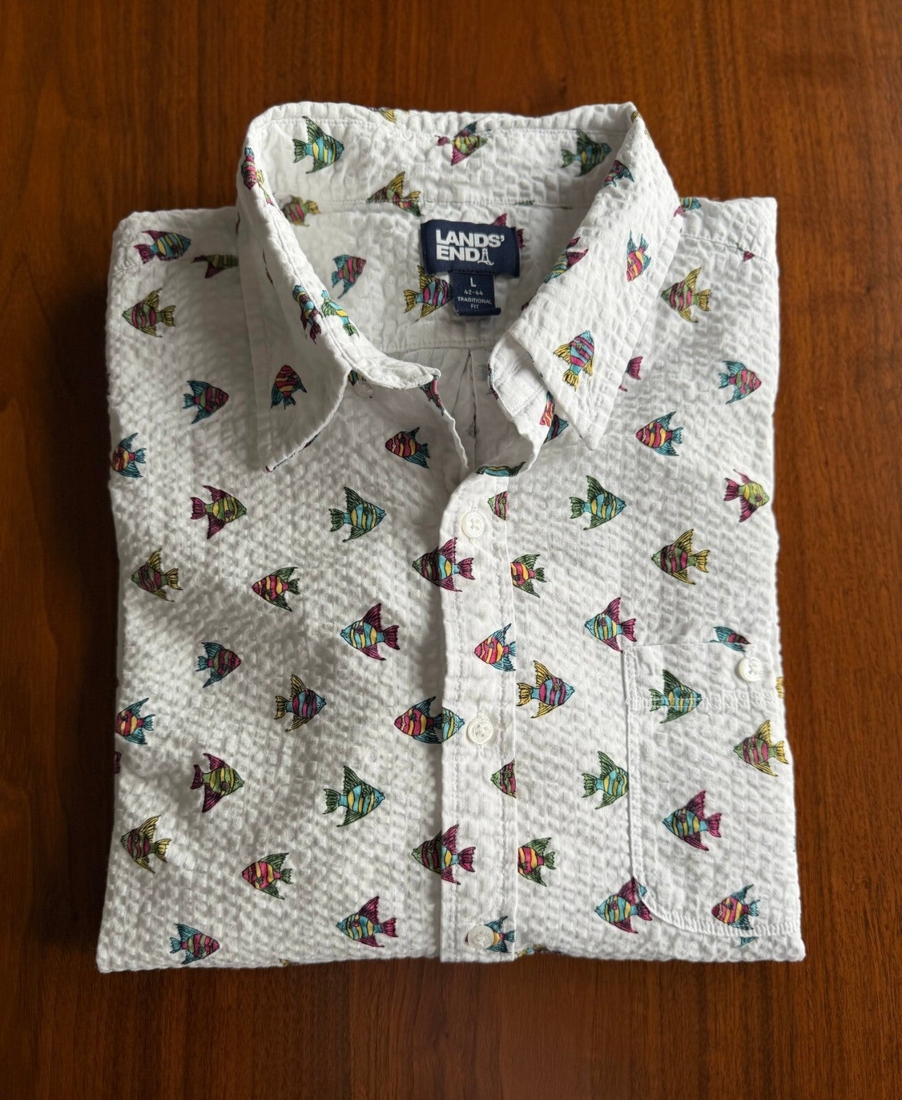 Lands' End Men's Short Sleeve Button-Up Shirt w/Colorful Fish Print - Size L