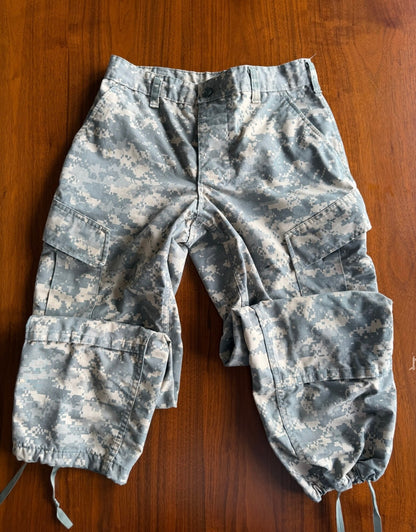 US Army ACU Digital Camo Combat Cargo Trousers - Size Small X-Short