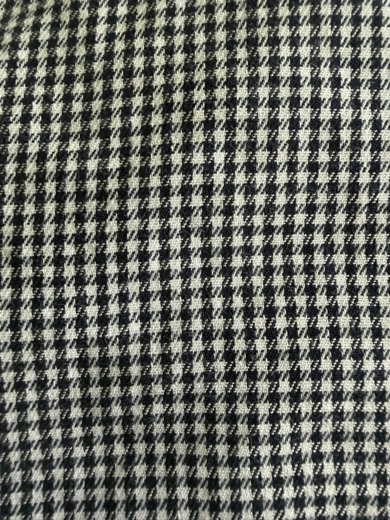 Lands' End Men's Navy and White Houndstooth Button-Down Shirt - Size XL