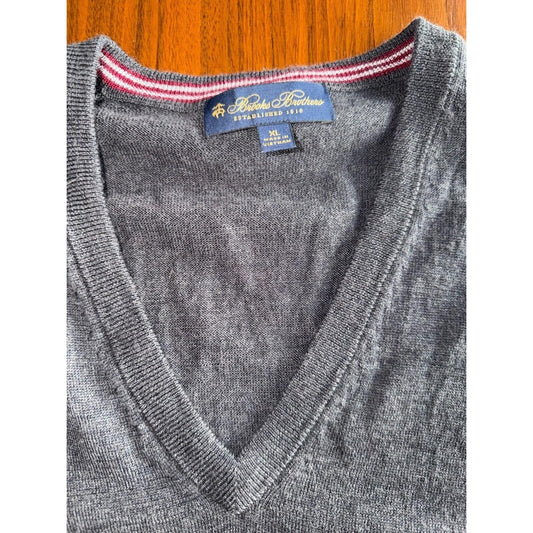 Brooks Brothers Gray Extra Fine Merino Wool V-neck Sweater - Size L